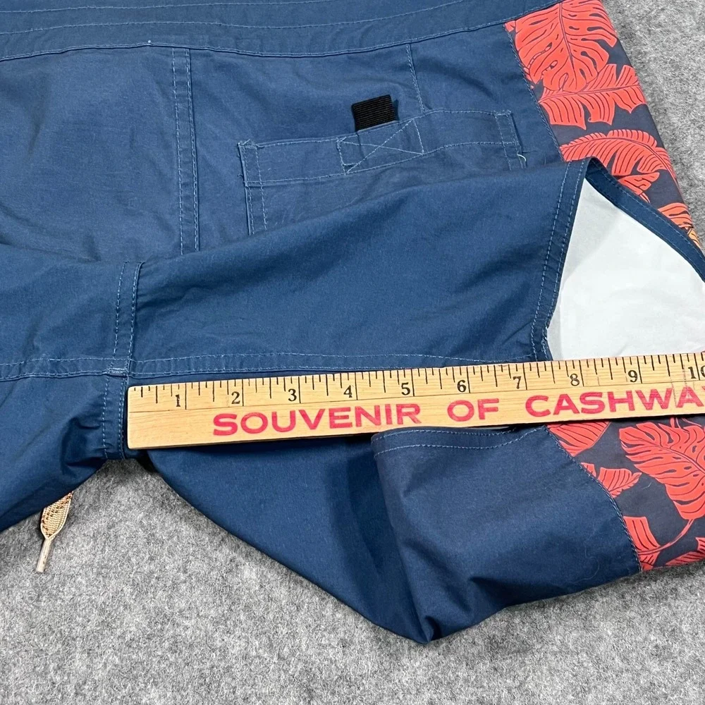 Howler Bros Brothers Navy Blue Monstera Fade Chargers Boardshorts Men's Size 33